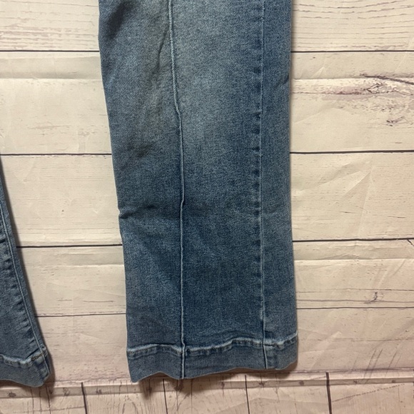 Revice Venus Flare jeans - Picture 5 of 8